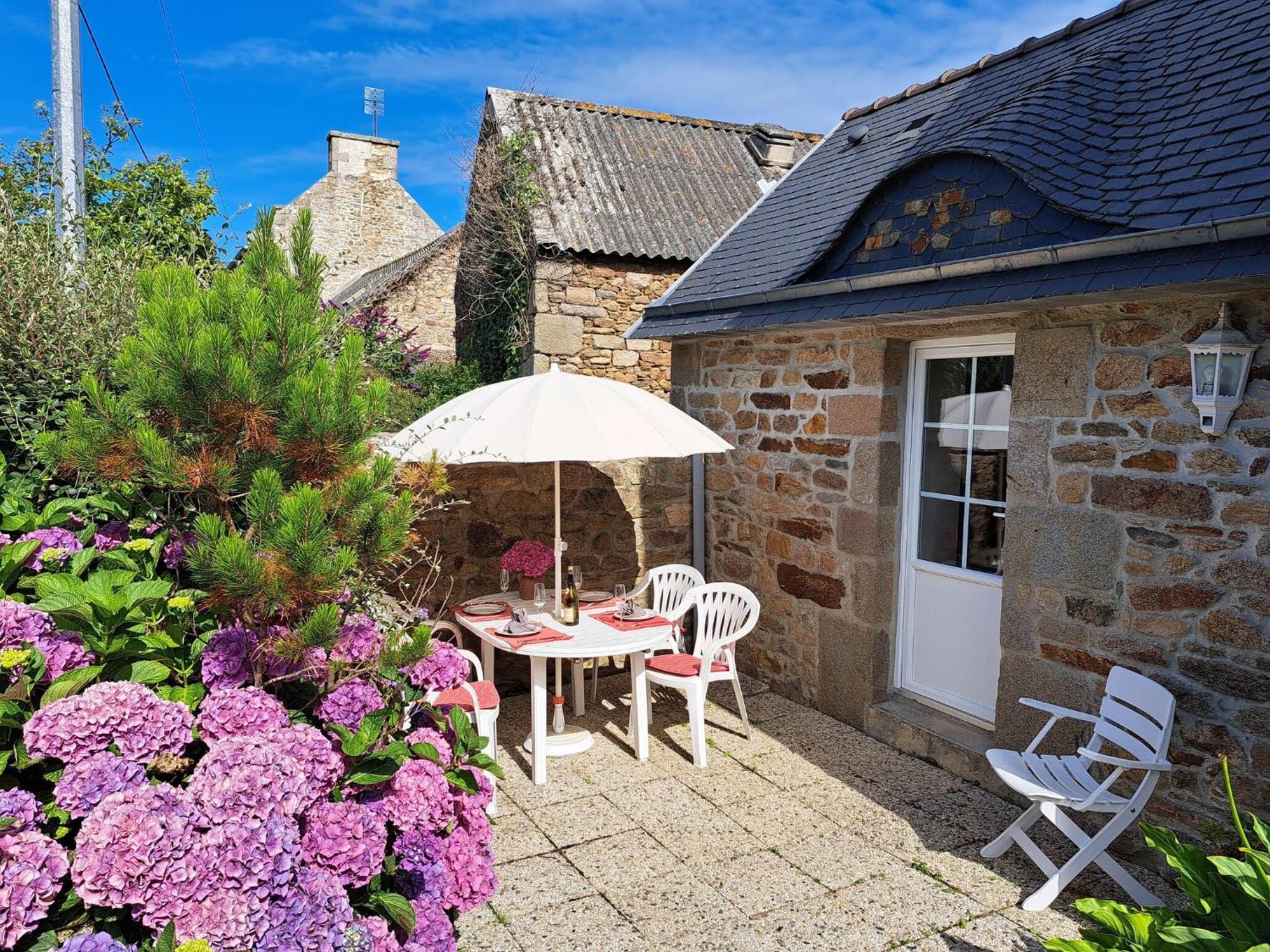 Natural Stone House Close To The Sea, Lannilis Exterior photo